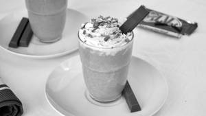 Kit Kat Shake