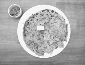 Aloo Pyaz Parantha Desi Ghee                           