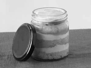 Mango Jar Cake