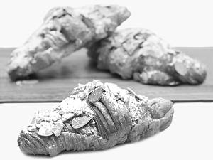 Almond Croissant