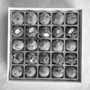 Assorted Ladoo Box (25pcs)