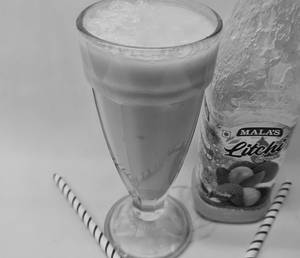 Lychee Milkshake