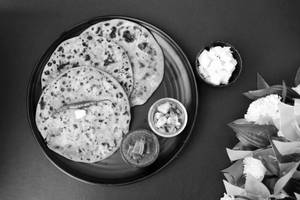 Aloo Parantha (1pc)