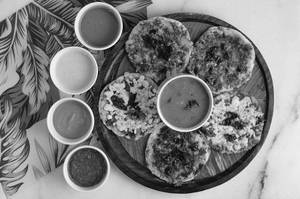 Chicken Uttapam Platter