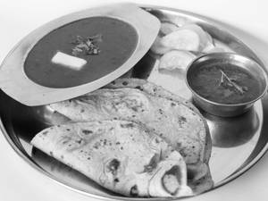 4 Roti + Dal Makhani