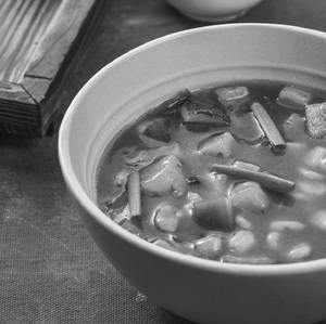 American Corn And Potatoes In Hot Garlic Sauce