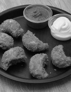 Chicken Kurkure Momos [8 Pieces]