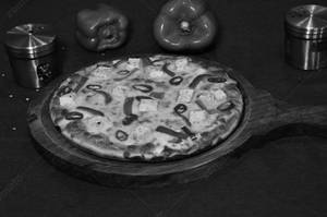Peppy Paneer Pizza