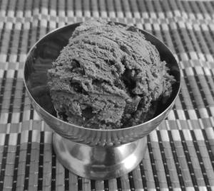 Chocolate Chip Ice Cream Bricks (1 litre)