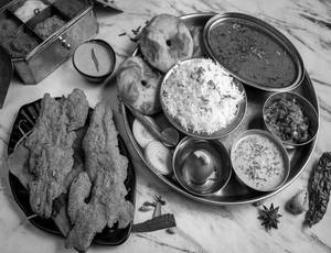 Bombil Thali