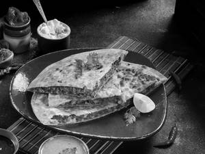 Chicken Tikka Paratha