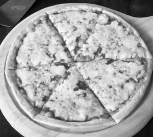 7 Double Cheese Margherita (4 Slice)