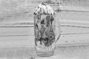Dry Fruit Queen Ice Cream