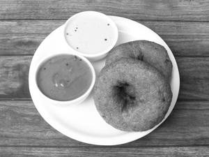 Vada [3 Pieces]