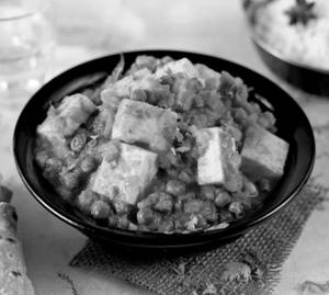 Mattar Paneer