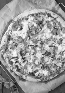 Chicken Hawaiian Pizza (9 Inch)