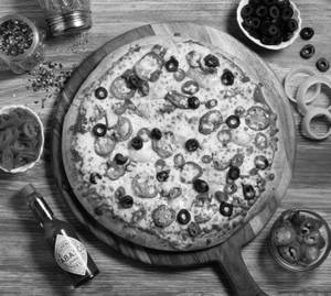 Spicy Affair Pizza   