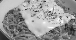 Veg Maggi With Cheese