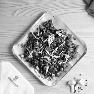 Mushroom Salt & Pepper - Medium