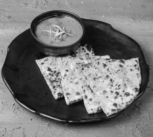 Paneer Naan With Gravy