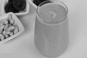 Kaju Anjeera Thick Shake