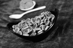 Bhakarvadi ( 200 Gms )