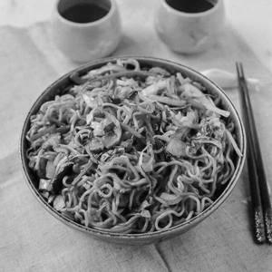 Chicken Schezwan Noodles