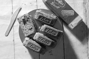 Lotus Biscoff Tea Cake ( Box Of 2 )