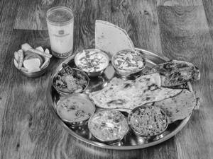 Chandra Special Fixed Thali 