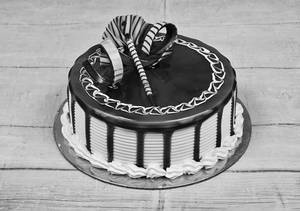 Blackcurrant Fresh Cream Cakes