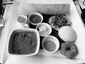 SOUTH INDIAN PLATTERS