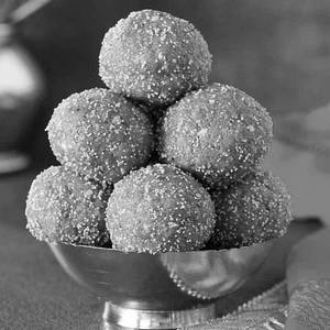 Rajsthani Laddu 500Gm