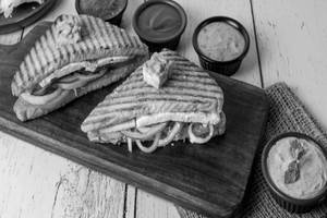 Tandoori Paneer Grilled Sandwich