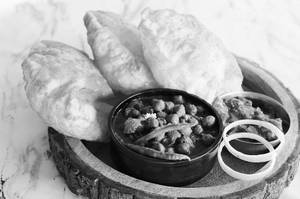 Poori Chhole