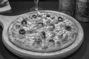 Paneer Italian Pizza