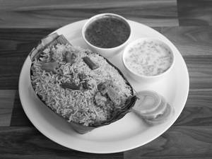 Veg Biryani With Raita