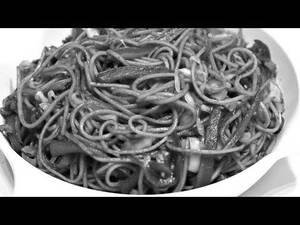 Schezwan Veg Chow Mein