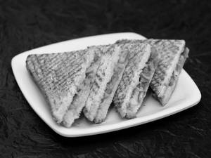 Paneer Makhani Sandwich (4 Slices)