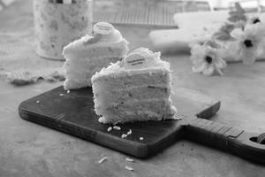 Litchi Pastry