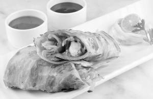 Paneer Tikka Roll [2 Pieces]