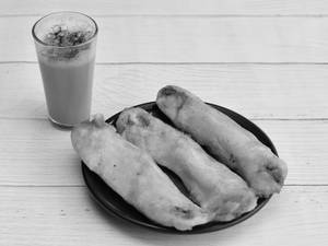 Coffee And Pazhampori              