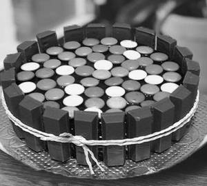 Kitkat Gems Cake