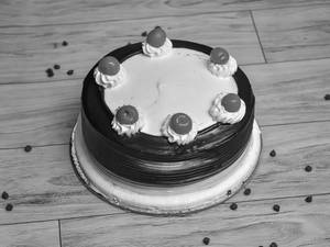 Choco Vanilla Cake