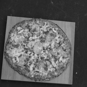 Pizza Vesuvia
