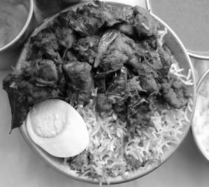 Red Chilli Chicken Biryani