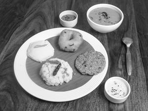 Mini Idli, Mini Vada, Dal Vada & Mini Upma Combo         