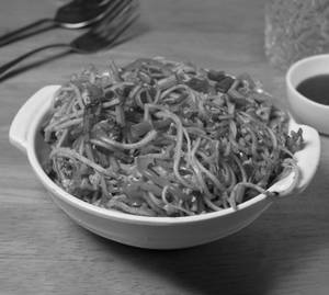 Schezwan Chicken Noodles