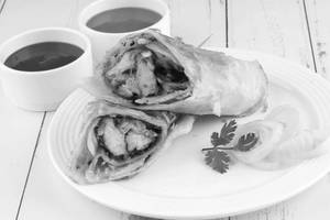 Achari Paneer Roll