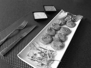 Dahi Ke Kebab (10 Pcs)