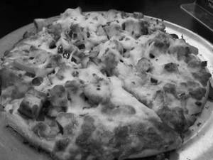 6" Chilli Chicken Pizza